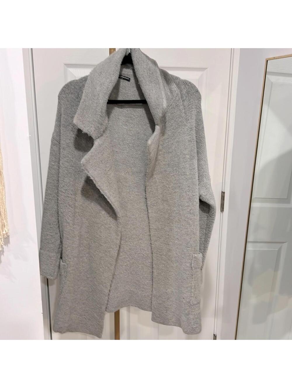 Brandy Melville Kennedy Gray Soft Wool Knit Cardigan Coat OSFM - Picture 6 of 9